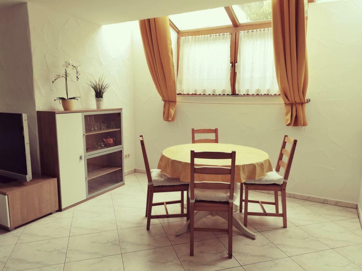 Ferienwohnung Jasmin & Alex Muhlhausen-Ehingen Екстериор снимка